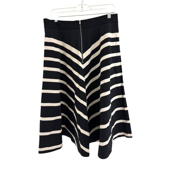 Banana Republic Black Striped Midi Skirt Ponte Knit Size 14 Chevron Fall Winter - Picture 3 of 8